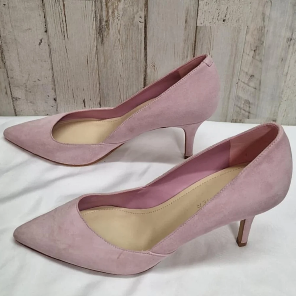 MARC FISHER Blush Pink Pointed Toe Suede Heels Women's 7.5